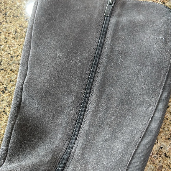 Marc fisher boots like new - Picture 3 of 4